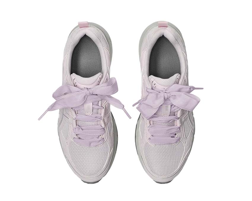 Asics Gel-Nunobiki Cosmos/Pure Silver détail — suède et mesh premium archives Asics