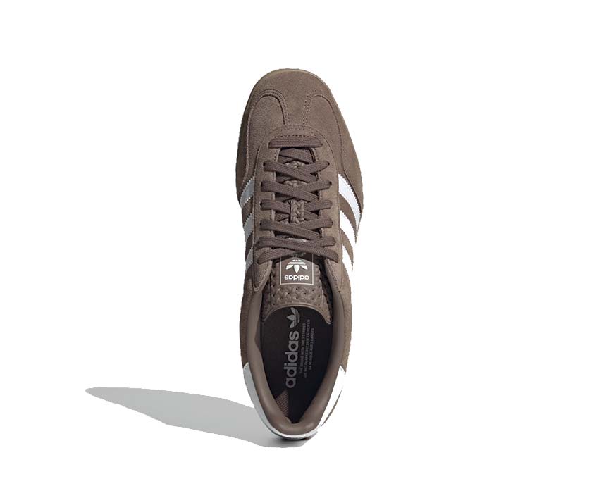 detail — suede Earth Strata Gazelle Indoor W
