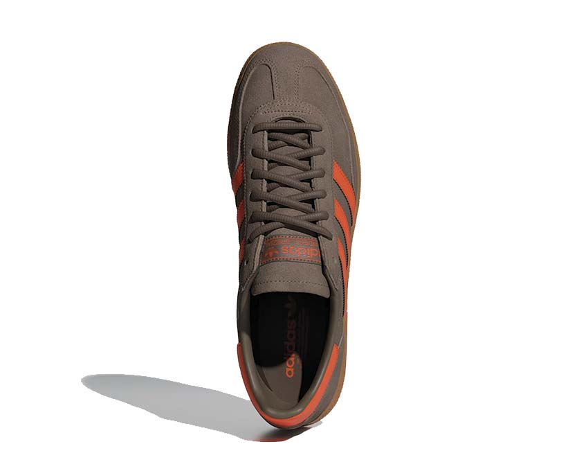 Adidas Handball Spezial Cargo Brown — Rückansicht strukturierte Fersenkappe