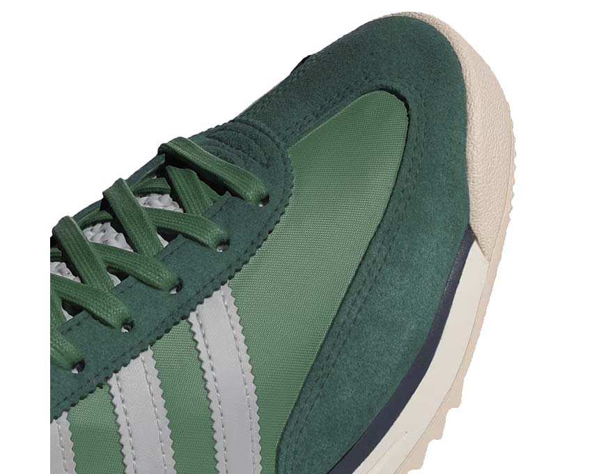 Adidas SL 72 RS Preloved Green détail — empiècements suède et mesh contrastés