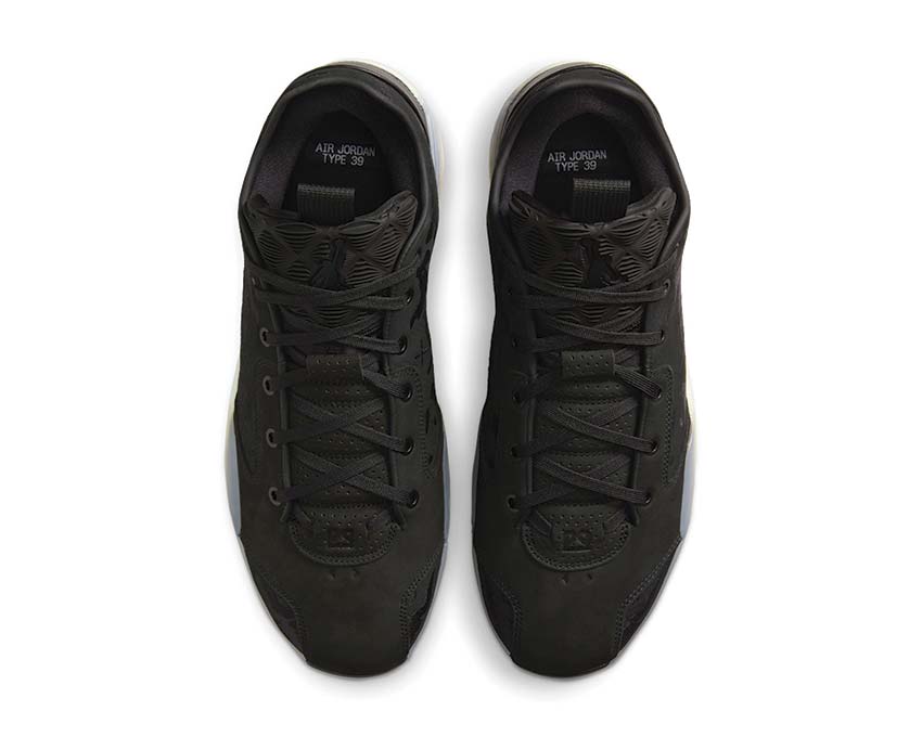 Air Jordan XXXIX Noir Black Phantom — vista tres cuartos zapatilla basket hombre