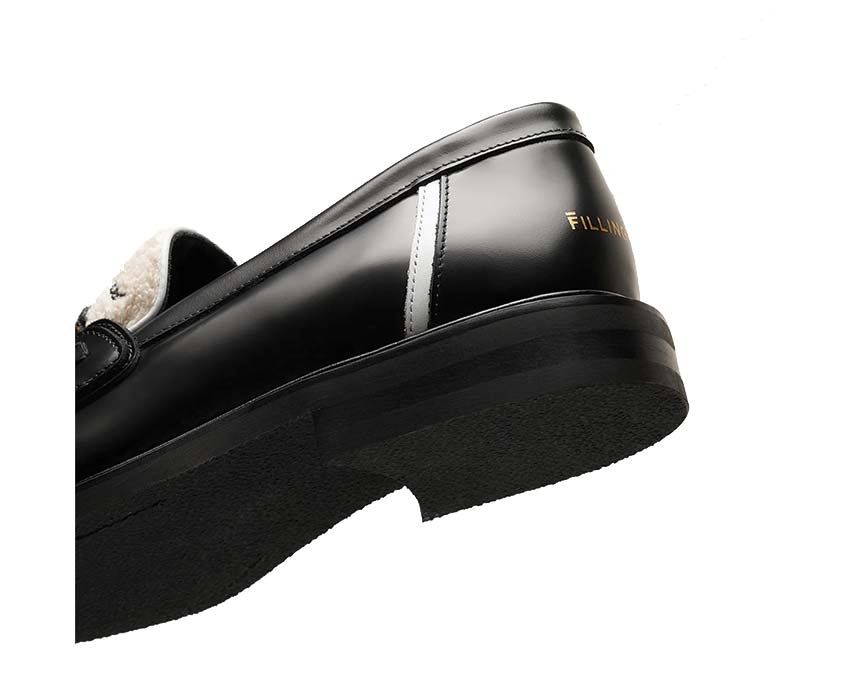 Filling Pieces Loafer Bonsai Black detail — Dutch luxury leather finishing