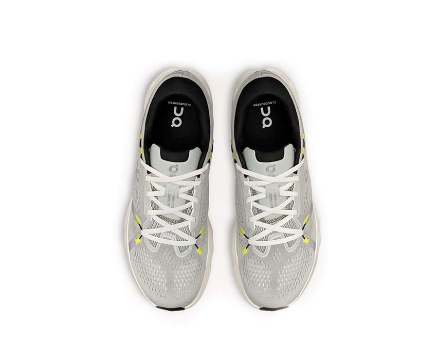 On Cloudsurfer 2 Glacier/Ivory dettaglio — mesh arioso scarpa running uomo