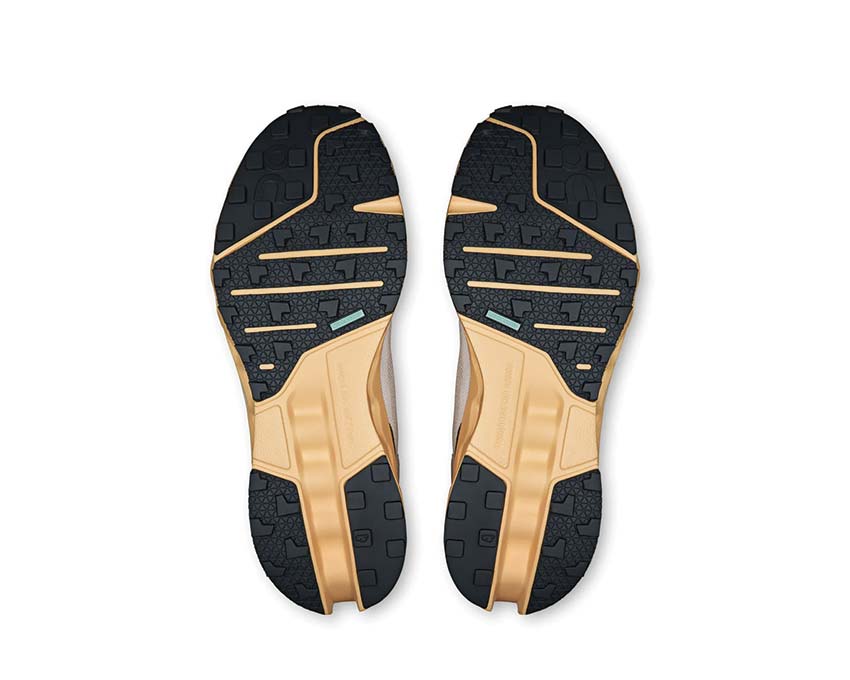 On Cloudsurfer Trail Silver/Blonde Sohle — Missiongrip Trail-Grip