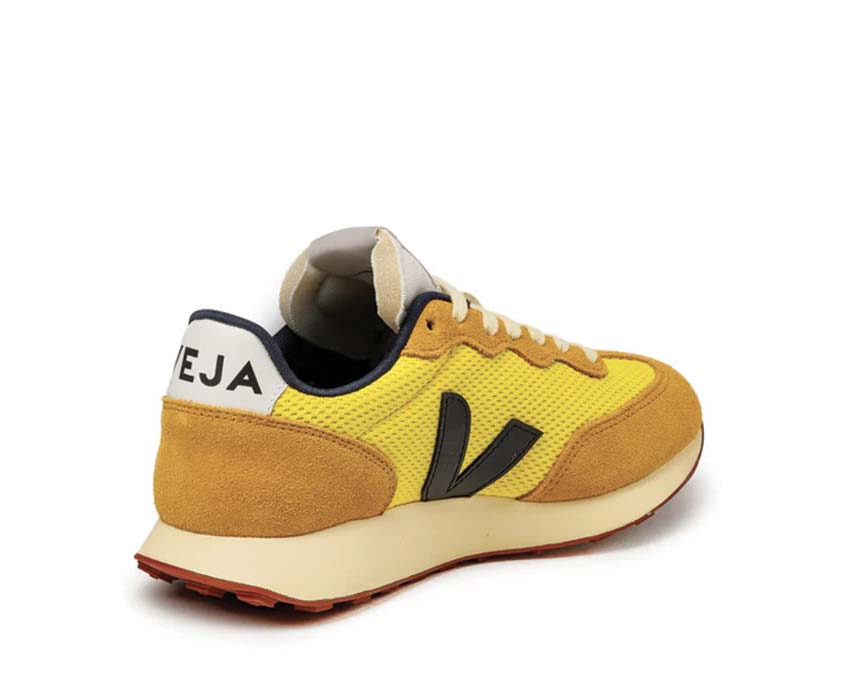 Veja Rio Branco ll Ripstop Tonic Black sole — rubber sole