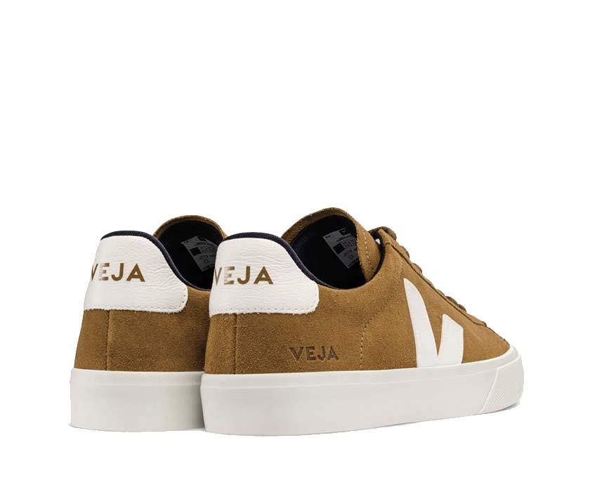 Veja Campo Bold Suede Black Sohle — dicke Naturkautschuksohle