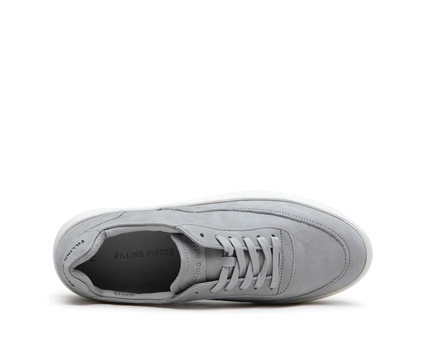 Filling Pieces Mondo 2.0 Ripple Cement detail — premium leather finishing