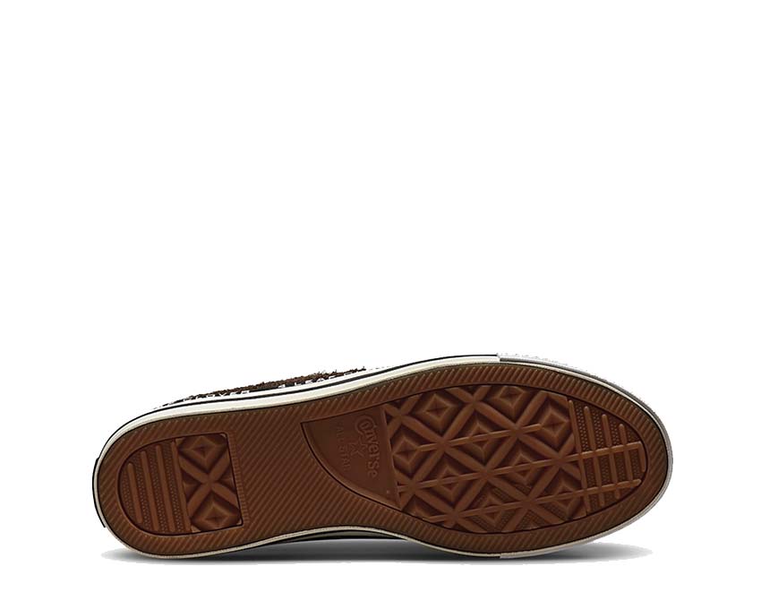 Converse x Patta One Star Pro Java/Burnt Olive detalle — parche Patta y lengüeta exclusiva