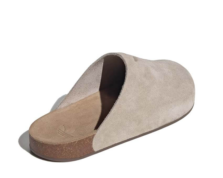 Adidas Adimule Wonder Beige détail — bande Adidas trois rayures coloris neutre