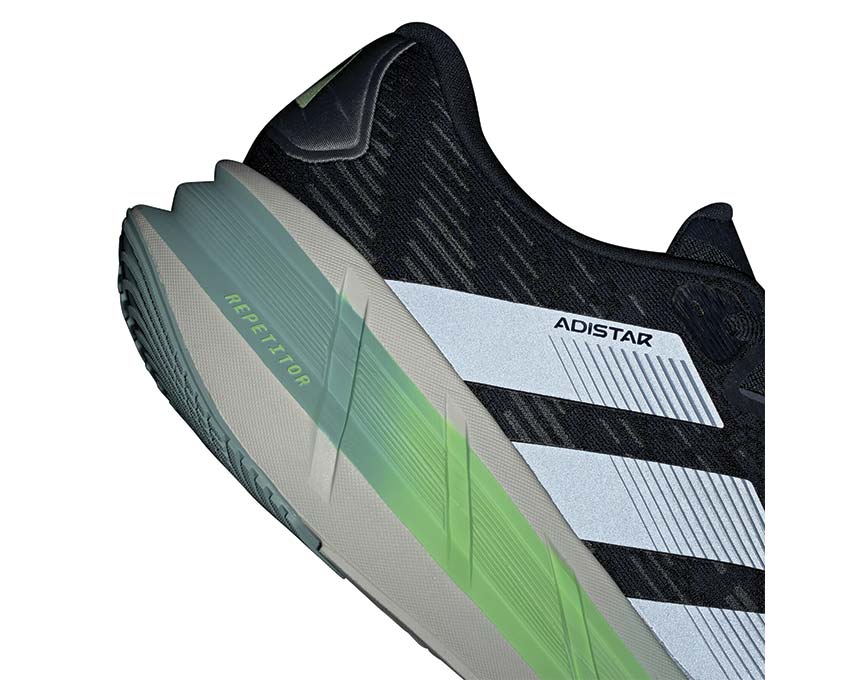 Adidas Adistar 4 Aurora Ink vue latérale — tige mesh respirante