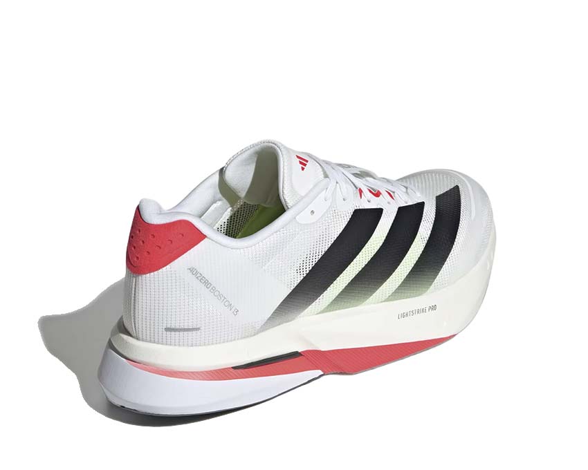 Adidas Adizero Boston 13 Lucid Red détail — mesh respirant rouge dynamique