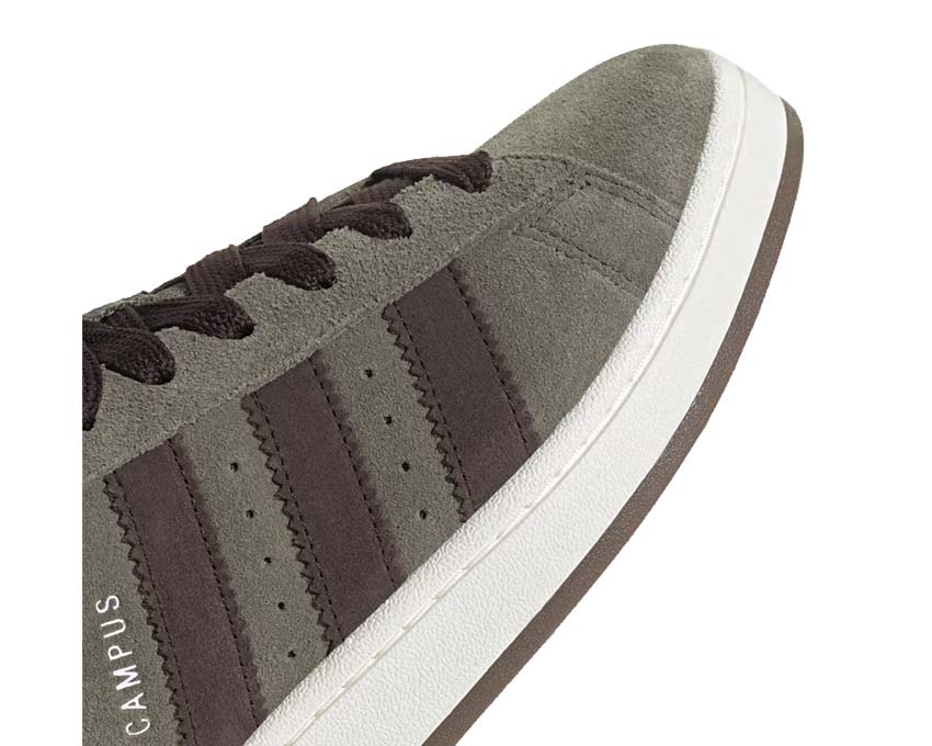 Adidas Campus 00s Olive Strata détail — tige daim olive premium et 3 bandes