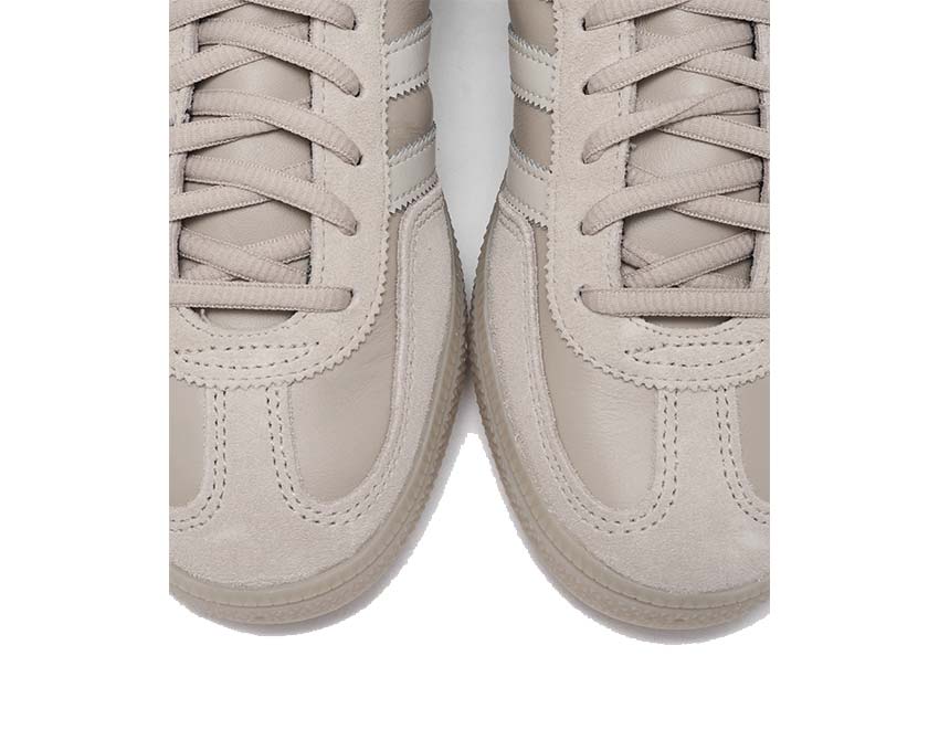 Adidas Handball Spezial Wonder Beige vista laterale — tomaia in scamosciato e pelle