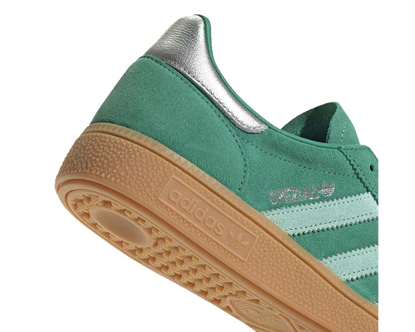 Adidas Handball Spezial W Court Green vue latérale — silhouette basse sport