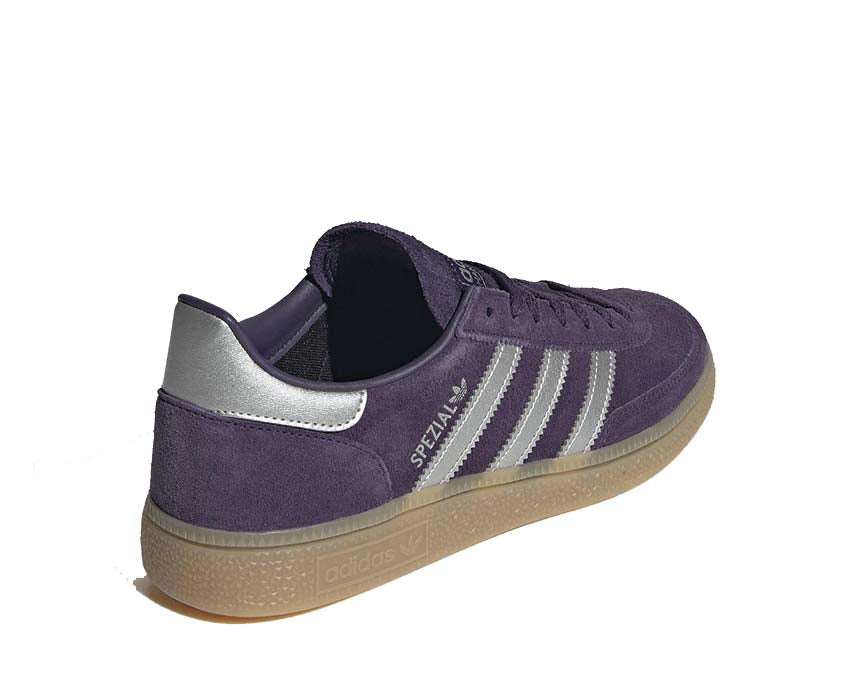 Adidas Handball Spezial W Aurora Plum detail — suede panels and tongue
