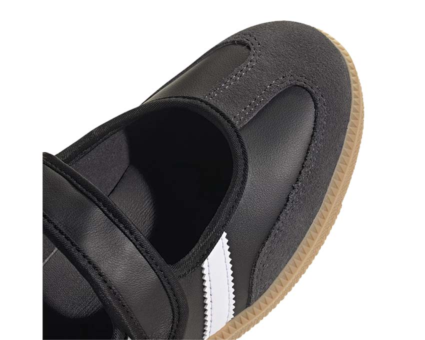 Adidas Samba Jane W Cloud White Carbon Seitenansicht — feminine verschlankte Silhouette