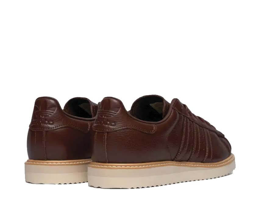 Adidas Superstar Lux Brown détail — shell toe caoutchouc et cuir marron luxe
