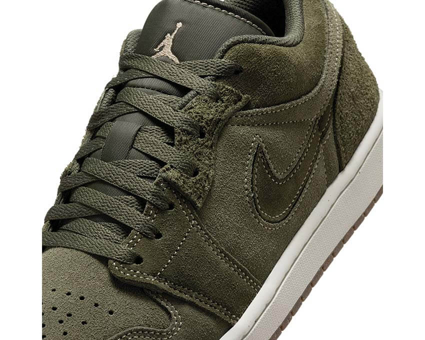 Air Jordan 1 Low SE Craft Cargo Khaki vista lateral — cuero caqui retro basketball