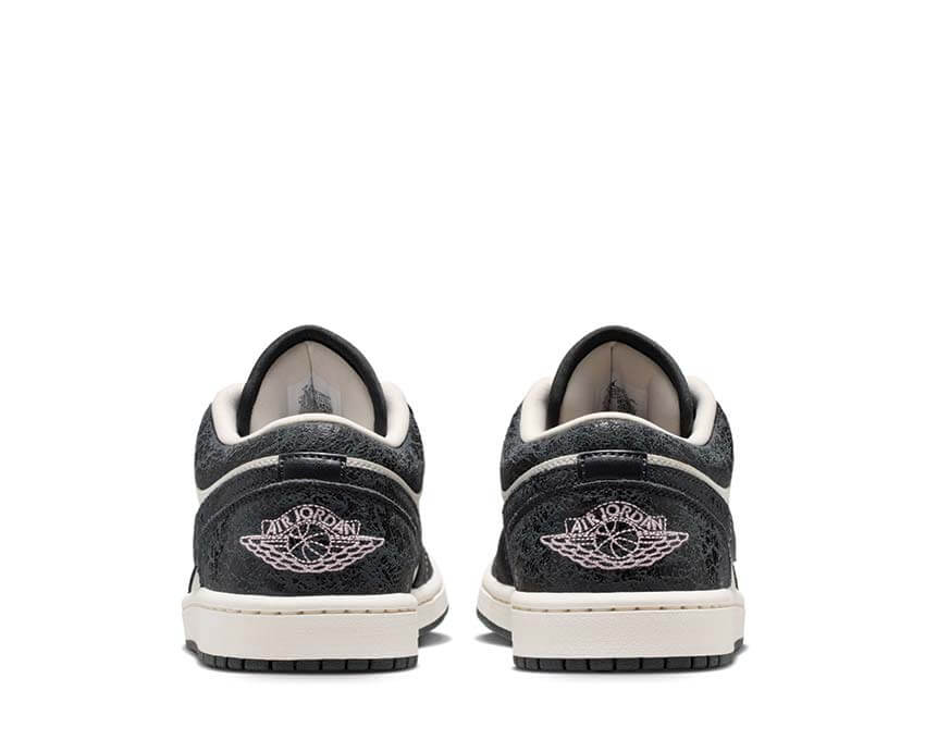 Air Jordan 1 Low SE W Iced Carmine trasera — talón Jumpman retro basketball mujer