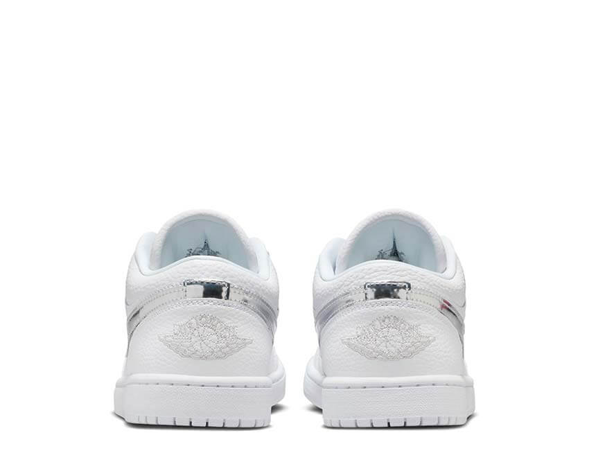 Air Jordan 1 Low SE W White détail — cuir perforé blanc femme SE