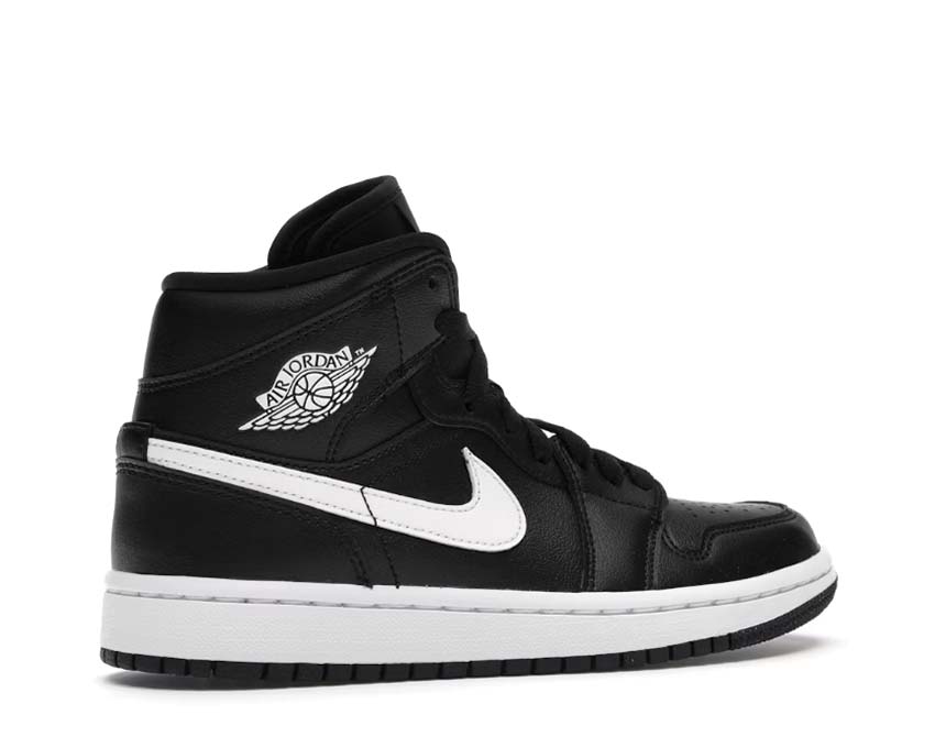 Jordan Air Jordan 1 Mid W Black White sole — vulcanized rubber