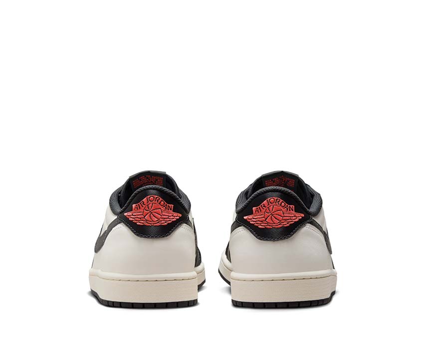 Jordan Air Jordan 1 Retro Low PSG Sail Off Noir Infrared Pink Oxford semelle — caoutchouc