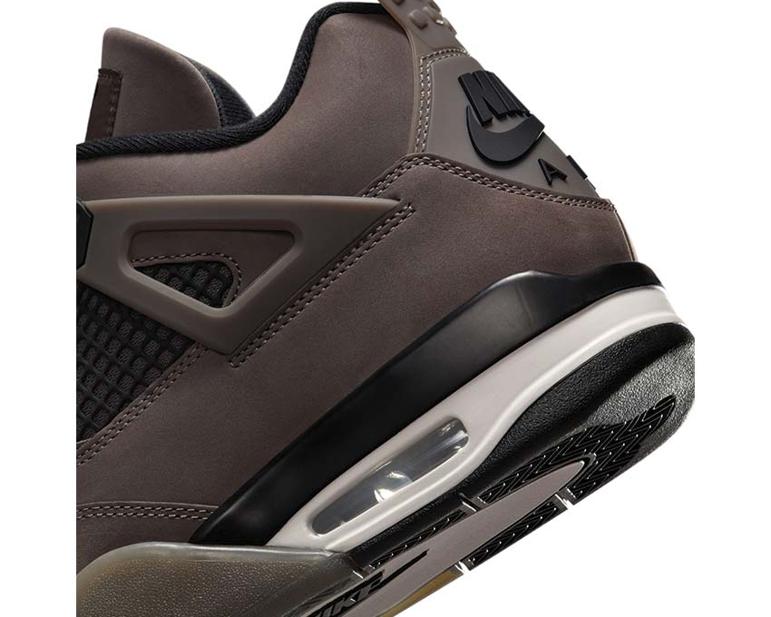 Air Jordan 4 Retro Cave Stone vue latérale — tige mesh beige cave stone