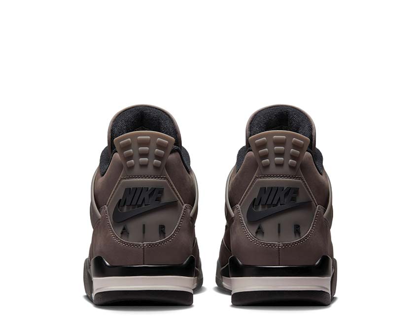 Air Jordan 4 Retro Cave Stone détail — empiècements mesh cave stone Jordan 4