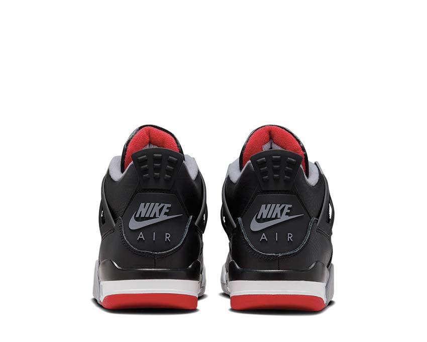 Jordan Air Jordan 4 Retro GS Bred Reimagined détail — tige cuir noir