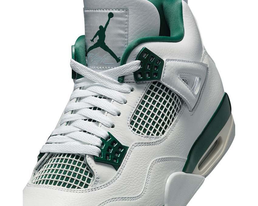 Jordan Air Jordan 4 Retro Oxidized Green vista lateral — malla y cuero