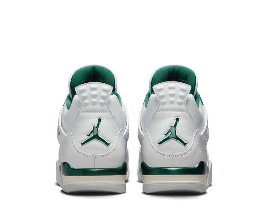 Jordan Air Jordan 4 Retro Oxidized Green detalle — parte superior malla blanca