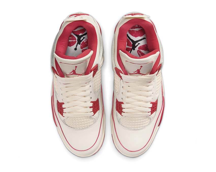 Air Jordan 4 Retro W Lover Letter — vue trois quarts rose Valentine Day