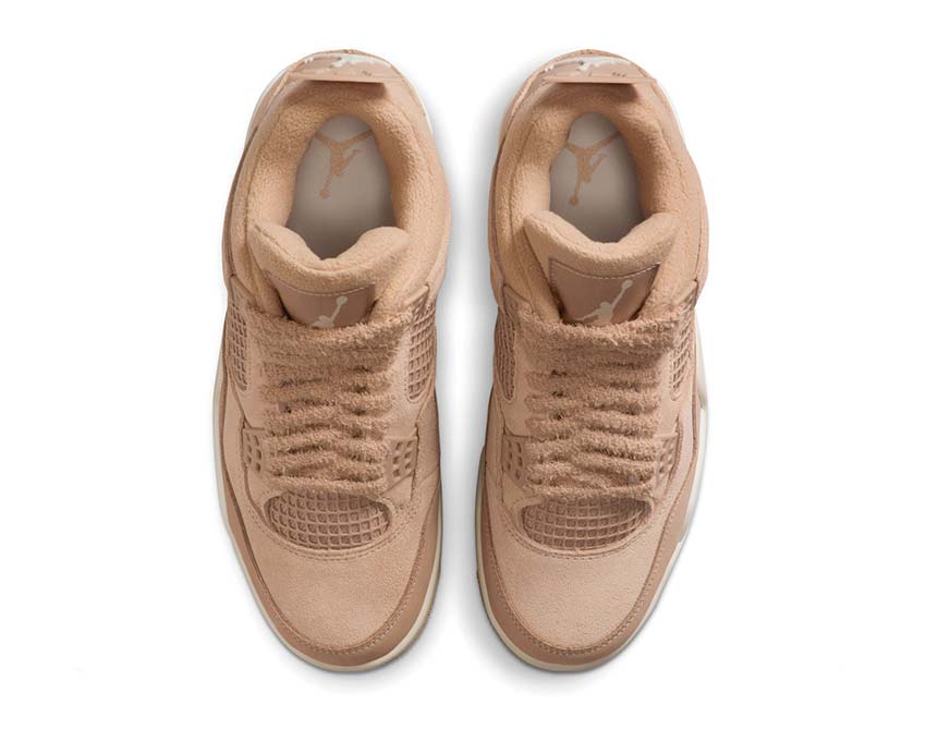 Air Jordan 4 Retro W Cozy — vue trois quarts coloris cozy beige