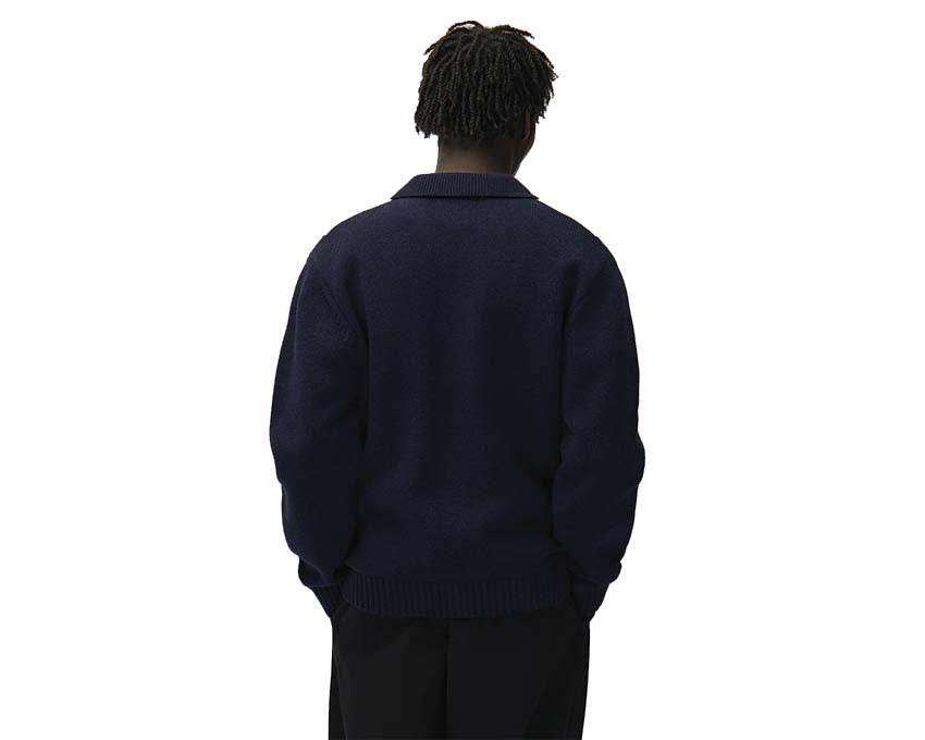 Arte Cardigan Blue dettaglio — maglia e bottoni cardigan blu uomo