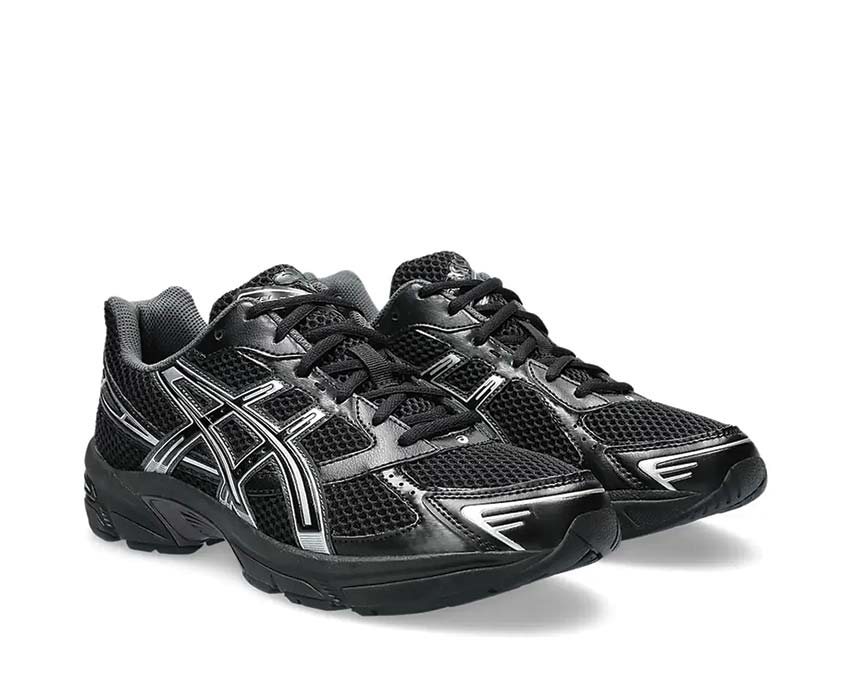 Asics Gel 1130 Black Pure Silver vue latérale — tige mesh overlay argent métallisé