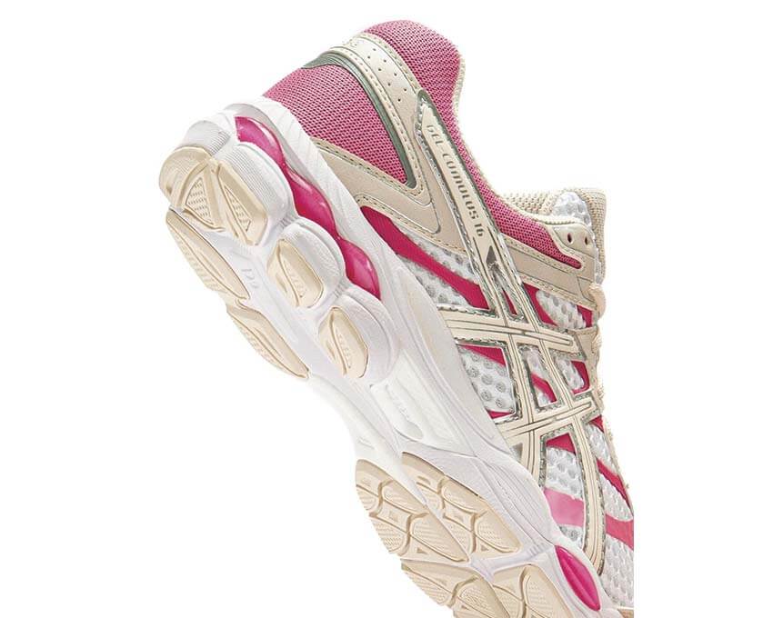 Asics Gel Cumulus 16 Cream Pink vue latérale — tige mesh respirante