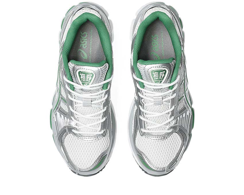 Asics Gel Kayano 12.1 White/Pure Silver détail — cuir synthétique mesh