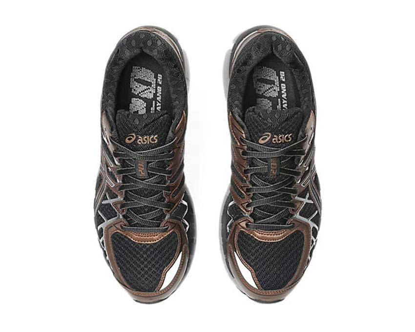 Asics Gel Kayano 20 Reddish Brown detalle — cuero sintético y construcción mesh