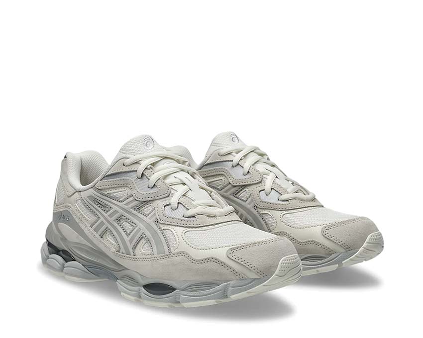 Asics Gel NYC Cream/Cream vue latérale — tige mesh et cuir vintage