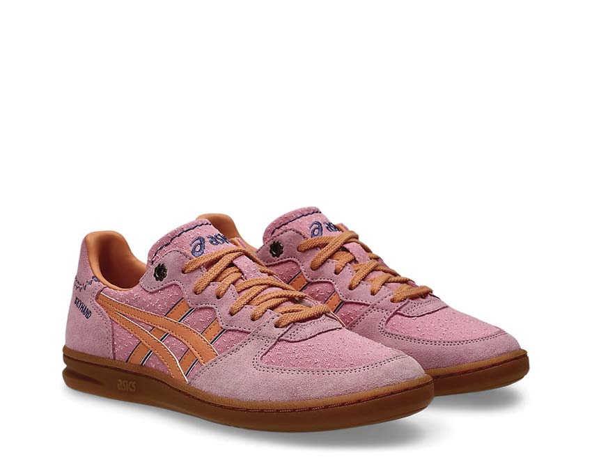 Asics Skyhand OG Terracotta vue latérale — cuir et tissu terracotta vintage