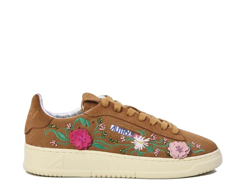 Autry Dallas Low W Floral Crème — sneakers femme cuir broderies florales lifestyle