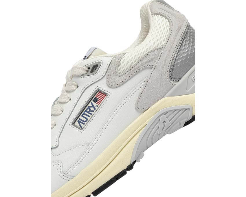 Autry Hyperway Low vue latérale — mesh respirant running Hyperway