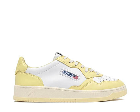 Autry Medalist Low Blanc Cassé Cuir — sneaker femme cuir blanc cassé naturel vintage tennis