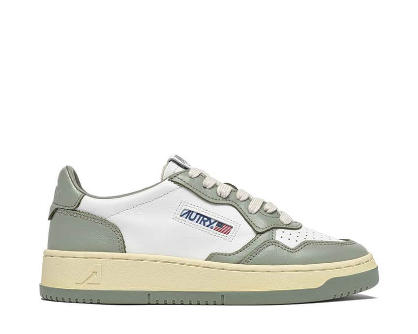 Autry Medalist Low Sea — sneakers femme cuir bleu mer lifestyle premium
