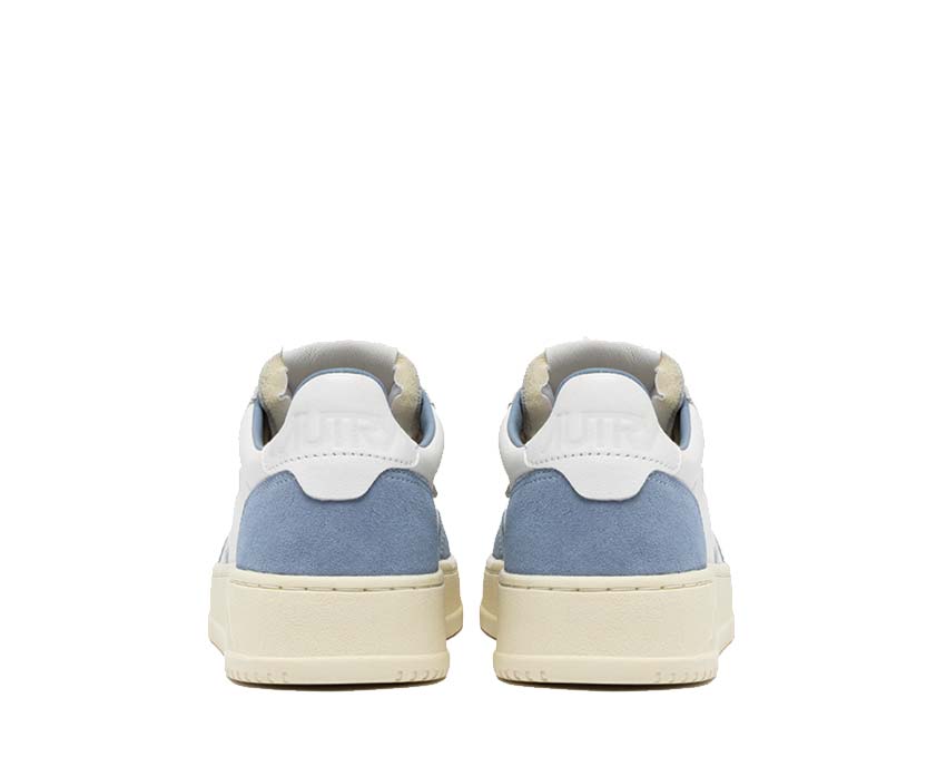 Autry Medalist Low W Goat Suede White Street Sohle — Vintage-Gummisohle