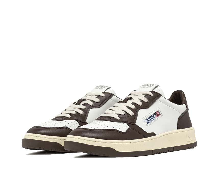 Autry Medalist Low White Chestnut vue latérale — cuir bicolore blanc marron naturel