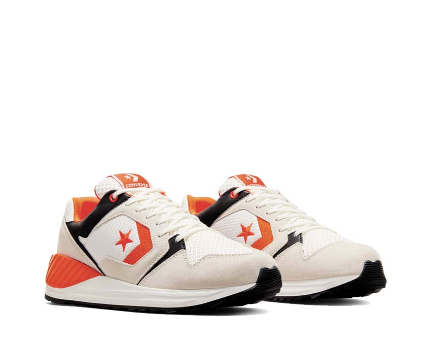 Converse Wave Trainer Vintage White/Orange semelle — semelle crantée trainer vintage