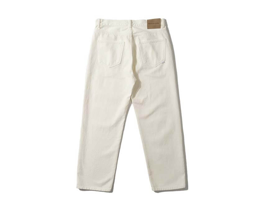 Edmmond Studios Avail Pant beige vue latérale — détail poches et ceinture élastiquée