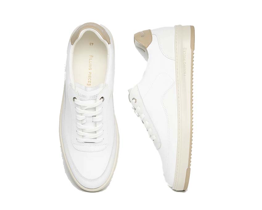 Filling Pieces Mondo Crumbs Cream detalle — lengua bordada logo Filling Pieces