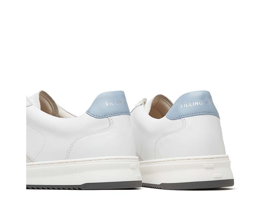 Filling Pieces Mondo Squash White Light Blue Seitenansicht — weißes hellblaues Leder